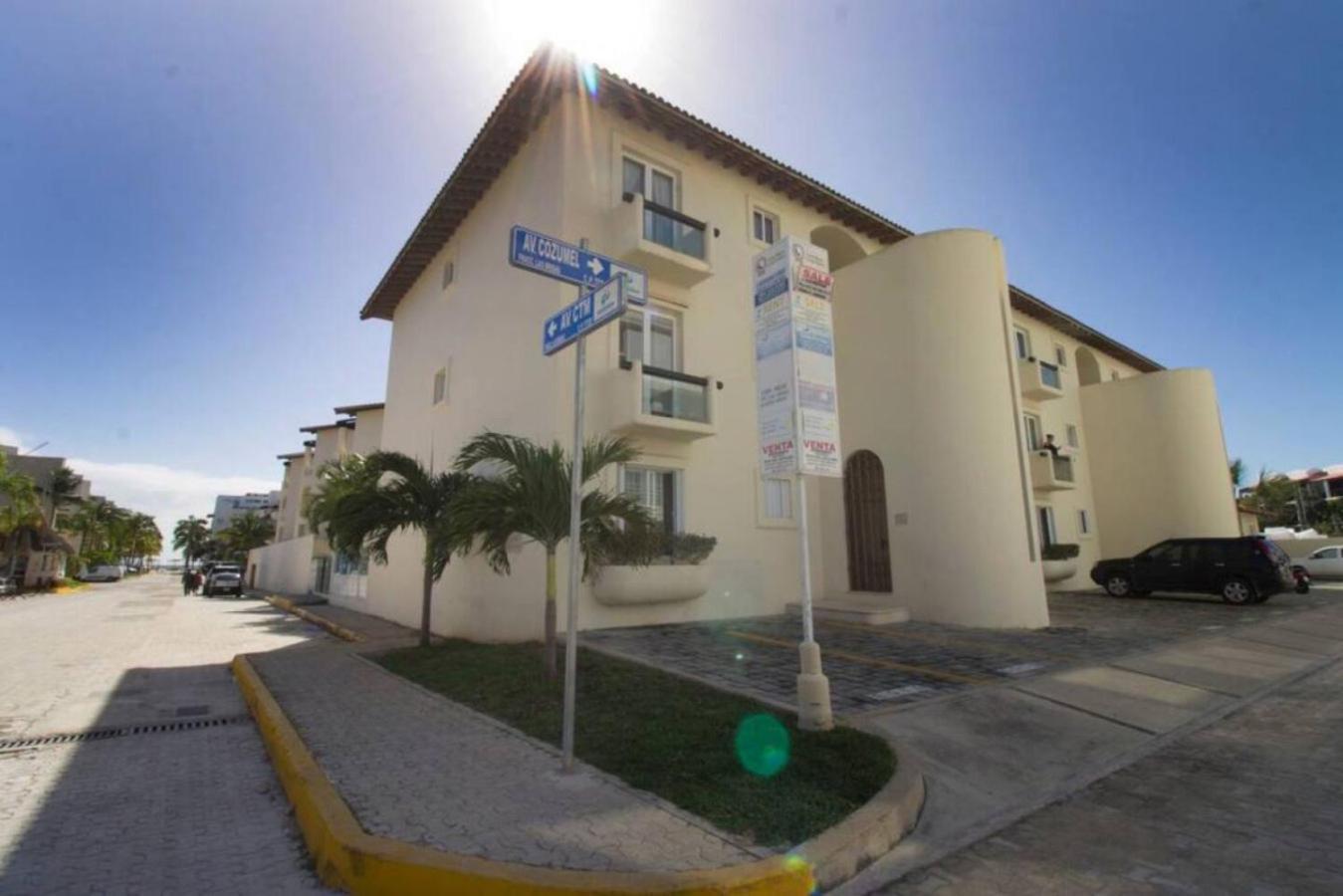 Playa Paradise Getaway. Cozy 2br In The Heart Of Playa Apartamento