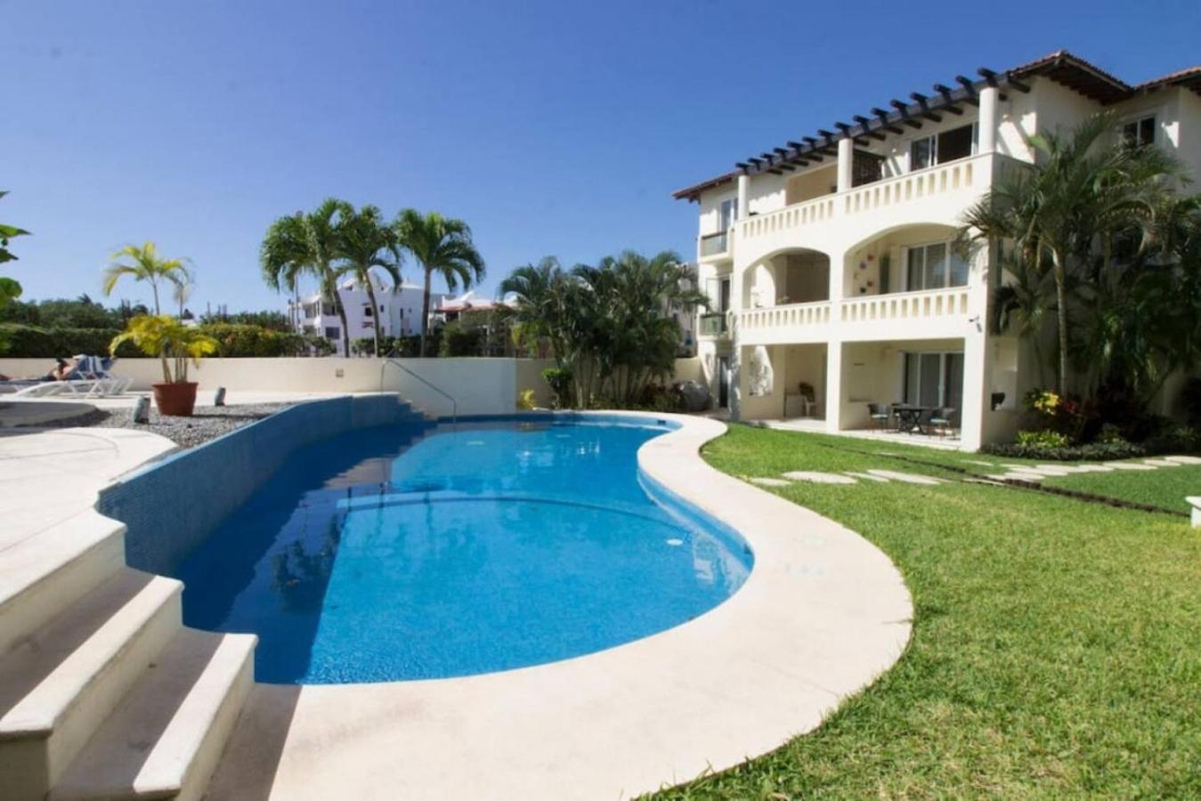 Playa Paradise Getaway. Cozy 2br In The Heart Of Playa *