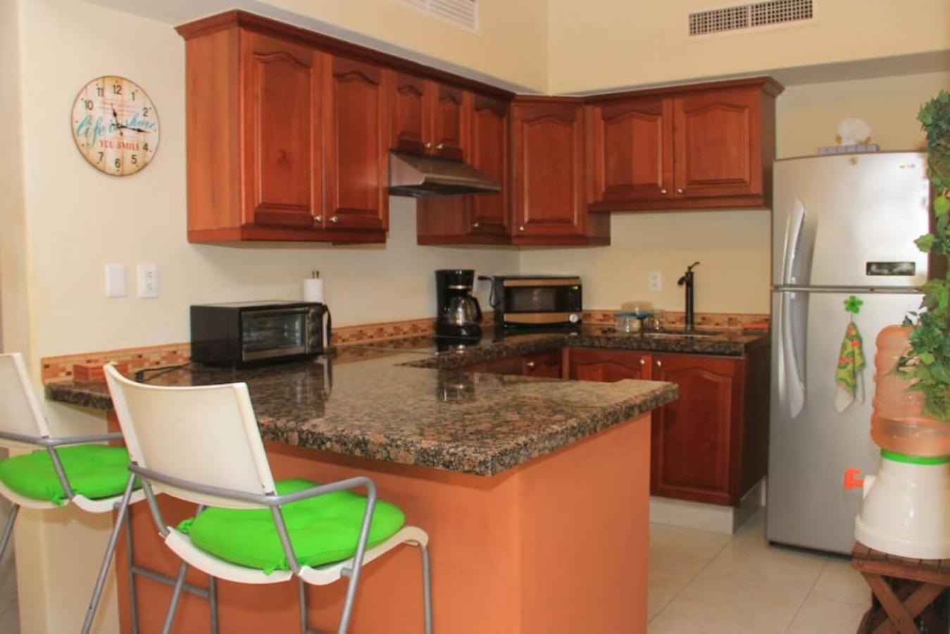 Playa Paradise Getaway. Cozy 2br In The Heart Of Playa Apartamento Playa del Carmen