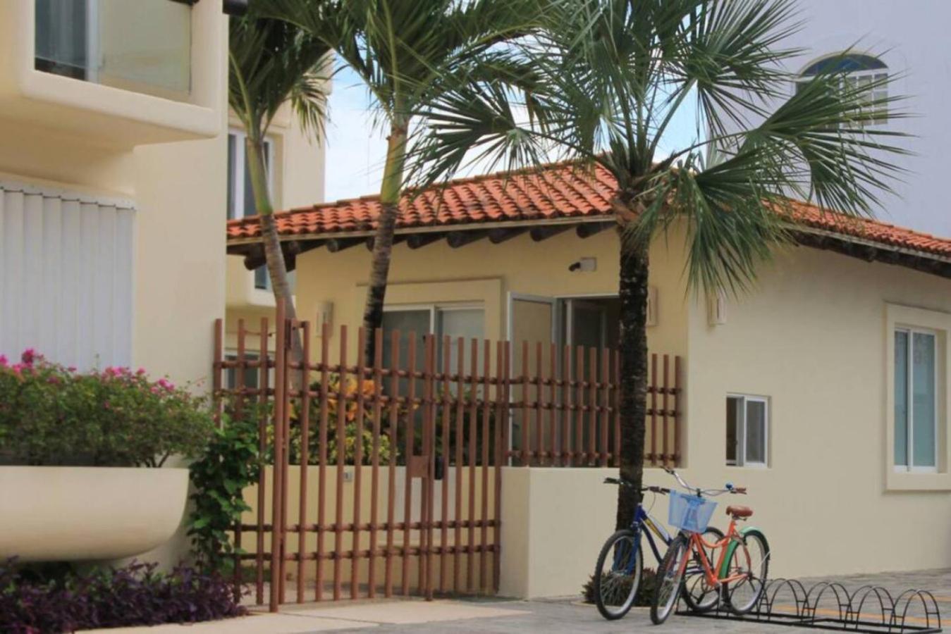 Playa Paradise Getaway. Cozy 2br In The Heart Of Playa Apartamento