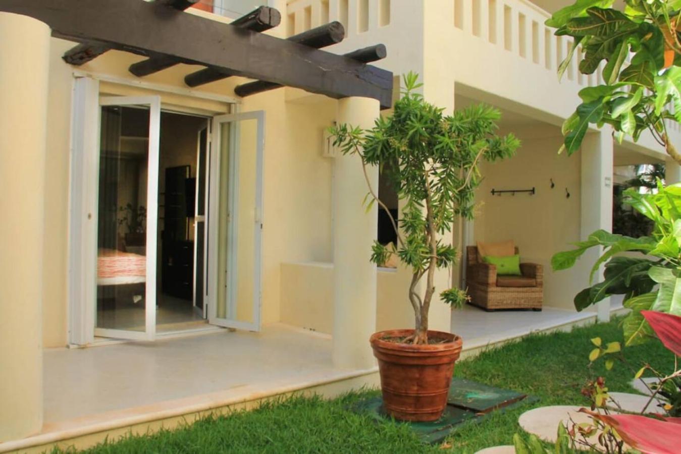 Playa Paradise Getaway. Cozy 2br In The Heart Of Playa Apartamento Playa del Carmen