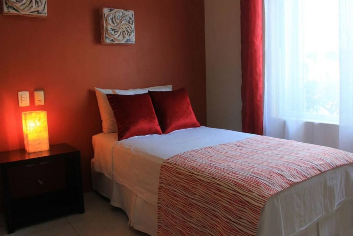 Playa Paradise Getaway. Cozy 2br In The Heart Of Playa Apartamento Playa del Carmen